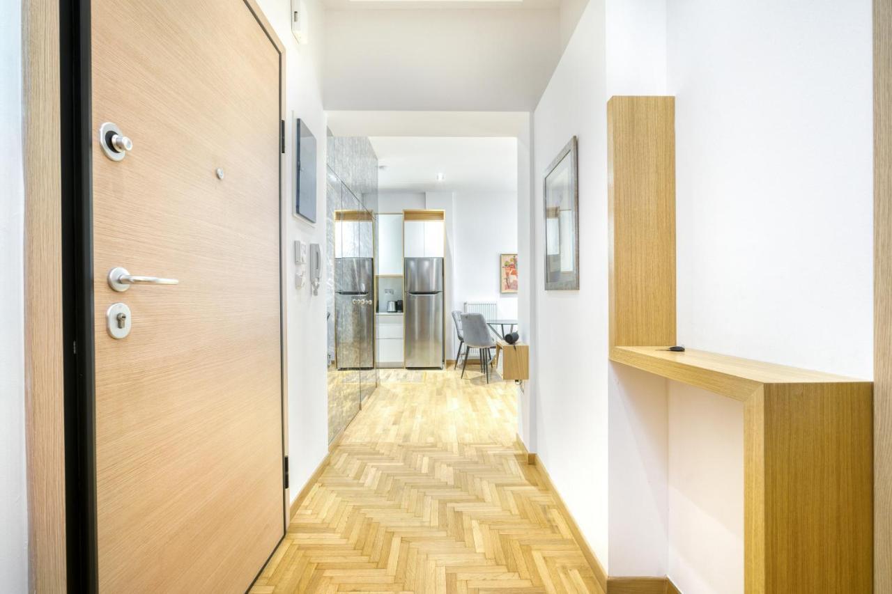 Stylish, Sunny New 2 Bedroom, Prime Central 雅典 外观 照片