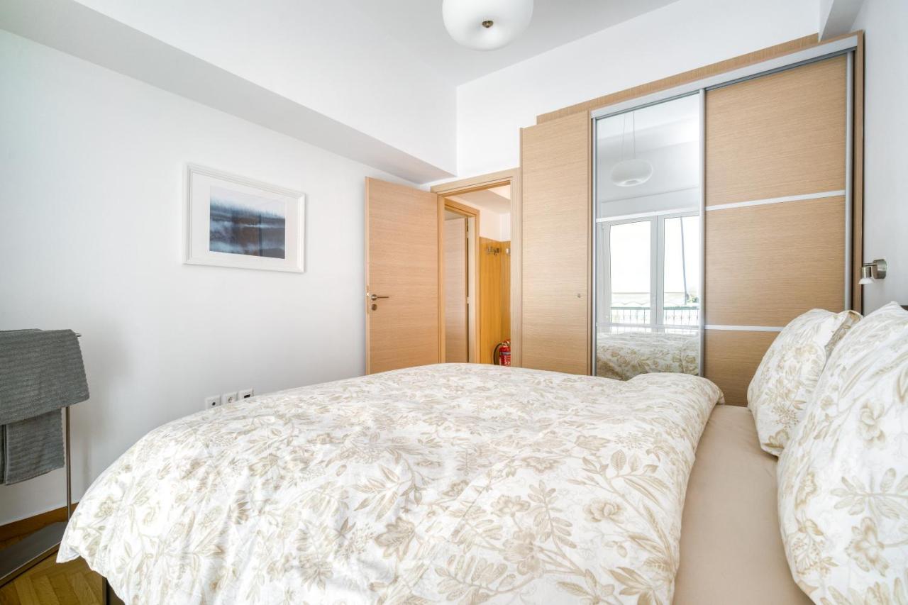 Stylish, Sunny New 2 Bedroom, Prime Central 雅典 外观 照片